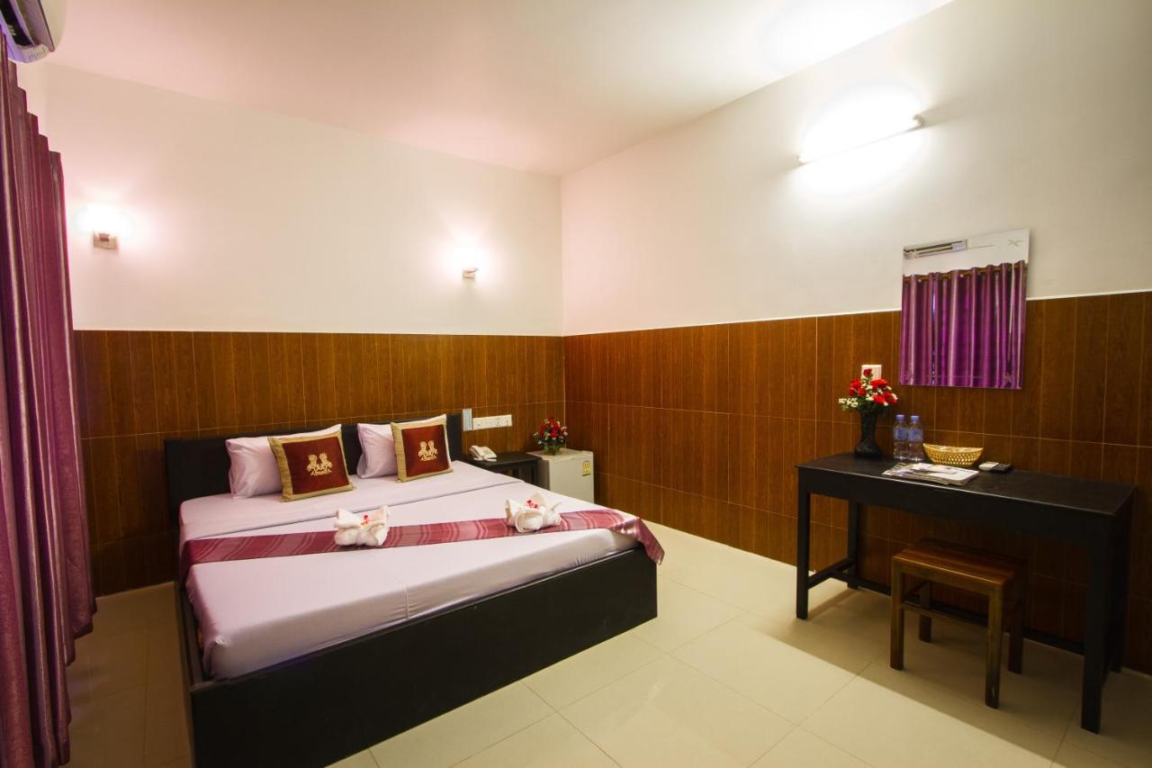 Botoum Hotel Sisophon Ngoại thất bức ảnh