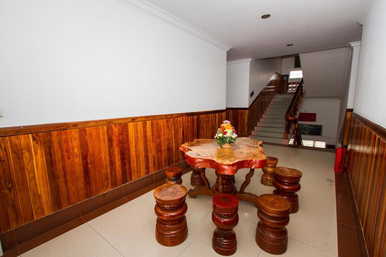 Botoum Hotel Sisophon Ngoại thất bức ảnh