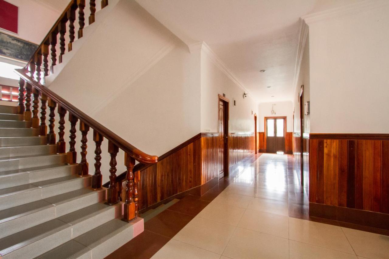 Botoum Hotel Sisophon Ngoại thất bức ảnh