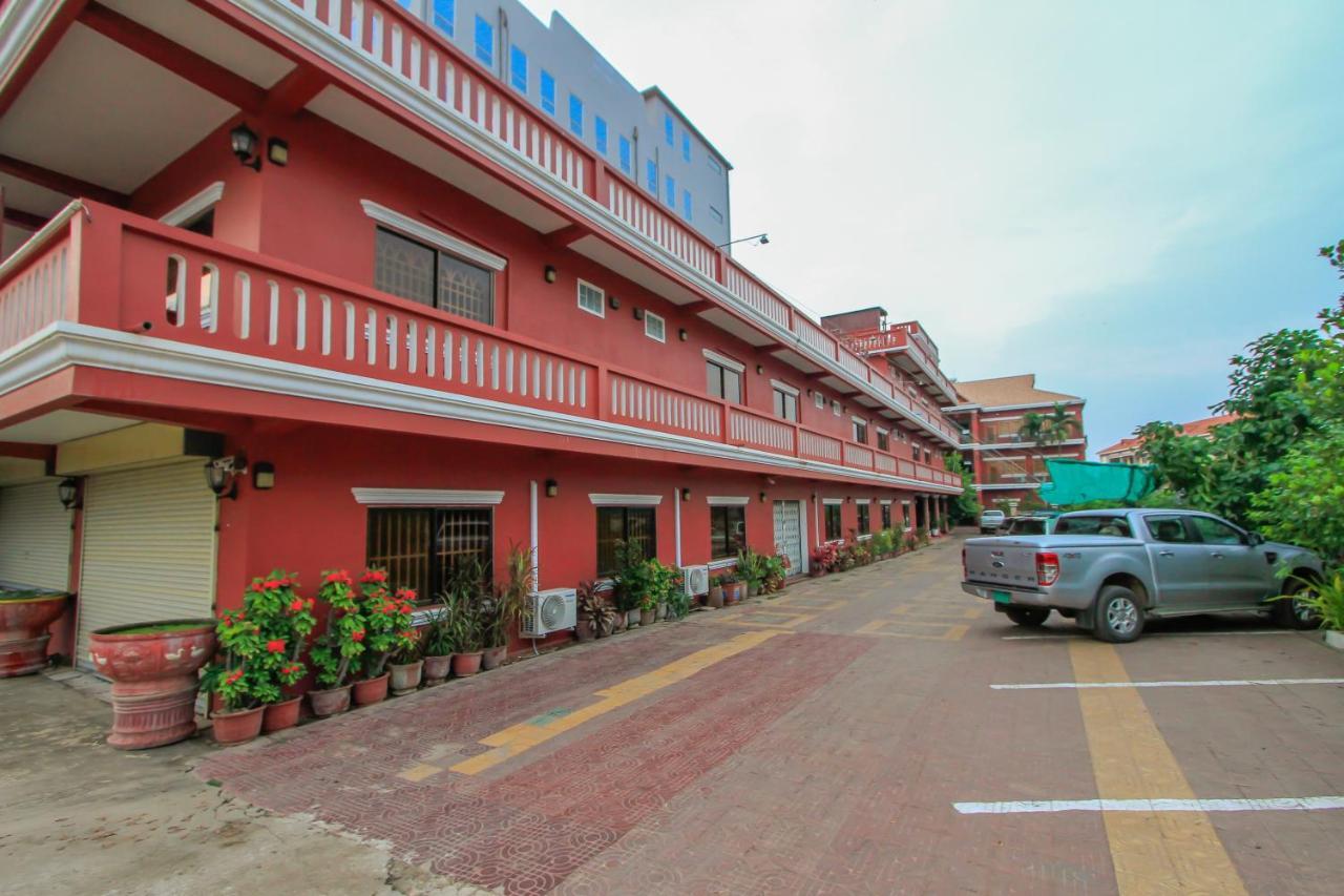 Botoum Hotel Sisophon Ngoại thất bức ảnh